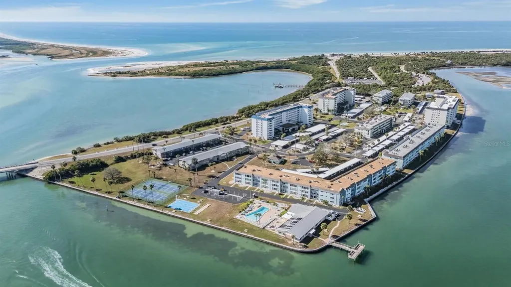 9 Haig Place Dunedin FL 34698