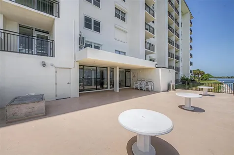9 Haig Place Dunedin FL 34698