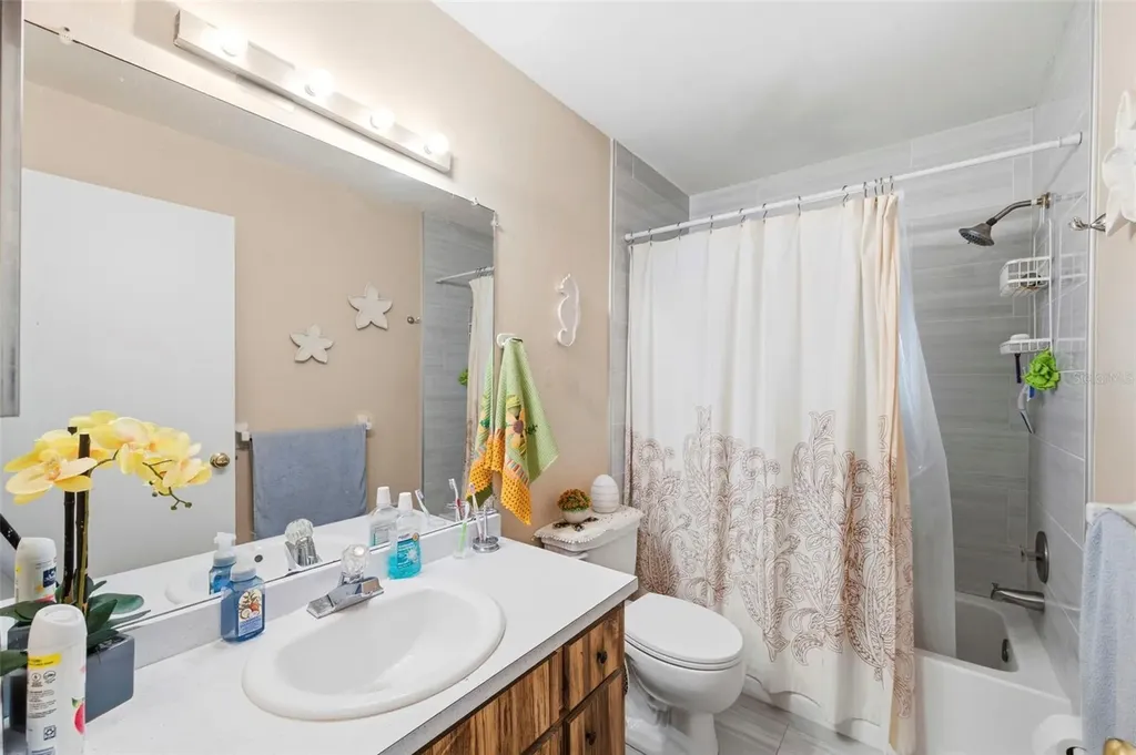 615 2nd Avenue NE Largo FL 33770