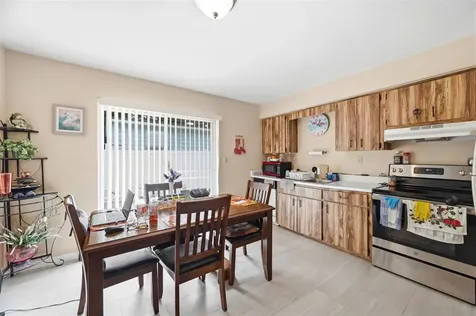 615 2nd Avenue NE Largo FL 33770