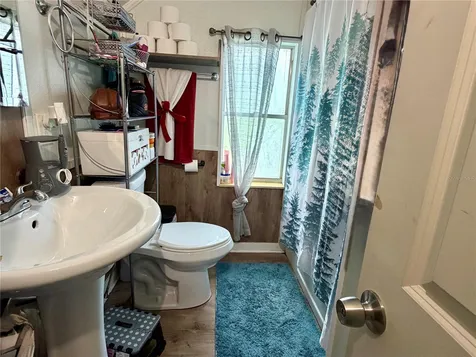 221 Avenue C NE Winter Haven FL 33881