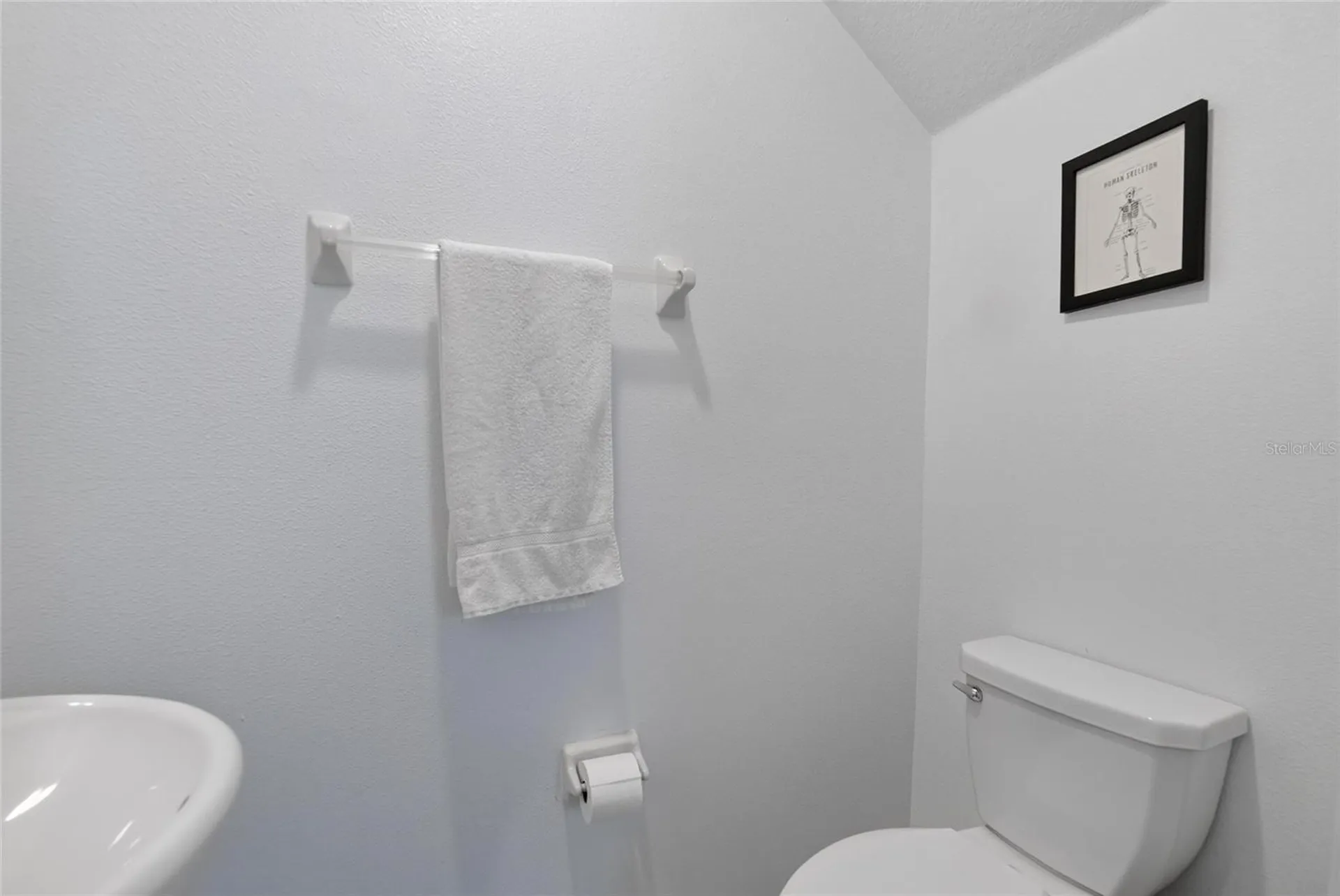 2597 Charlan Holiday FL 34690