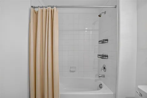 2597 Charlan Holiday FL 34690