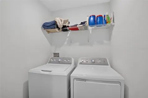 2597 Charlan Holiday FL 34690