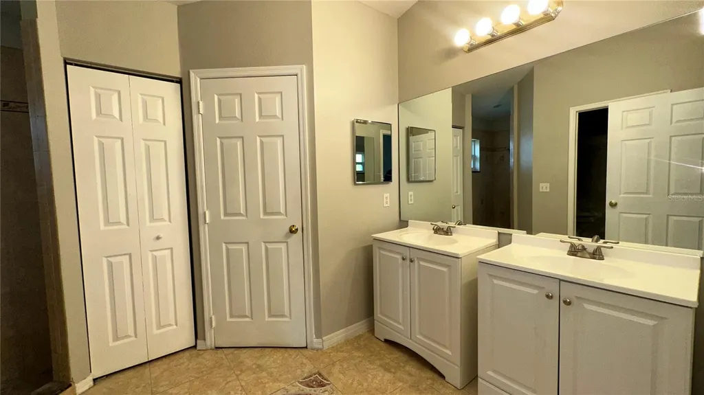 2429 Sapier Court Orlando FL 32837