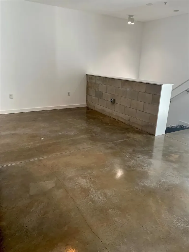 5008 S Macdill Avenue Tampa FL 33611
