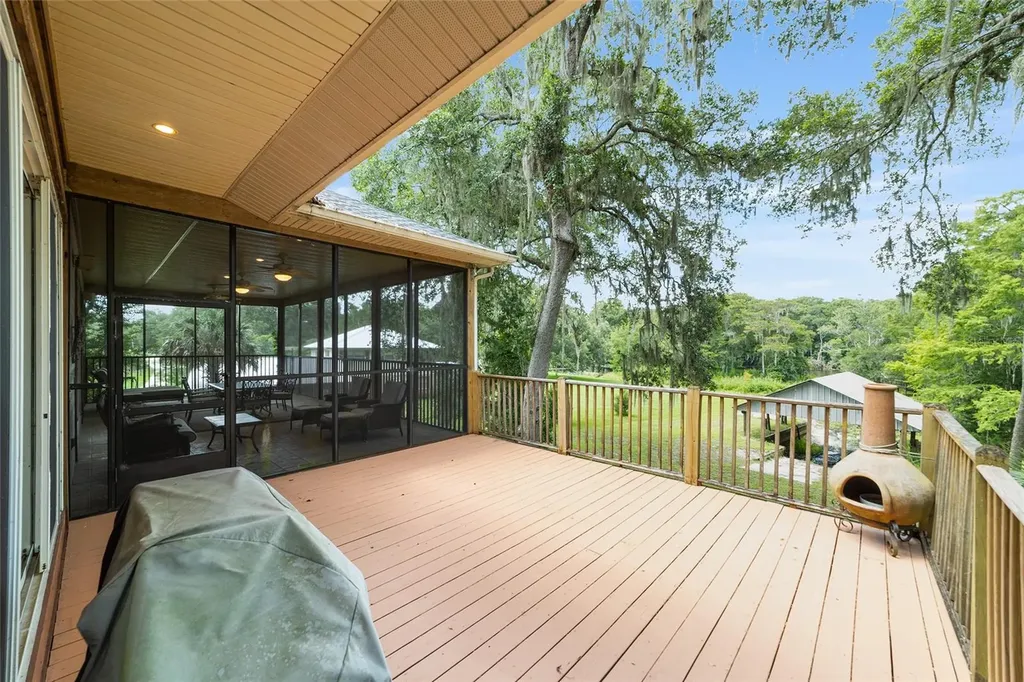2299 N Bayou Point Inverness FL 34453