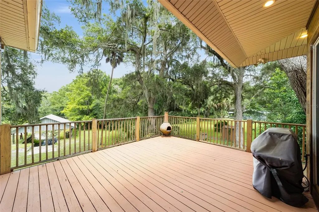 2299 N Bayou Point Inverness FL 34453
