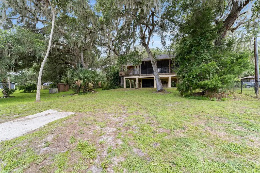 2299 N Bayou Point Inverness FL 34453