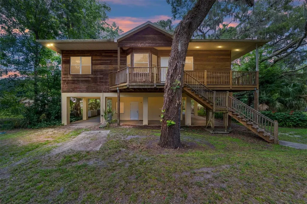 2299 N Bayou Point Inverness FL 34453
