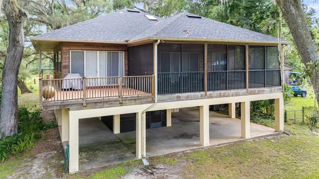 2299 N Bayou Point Inverness FL 34453