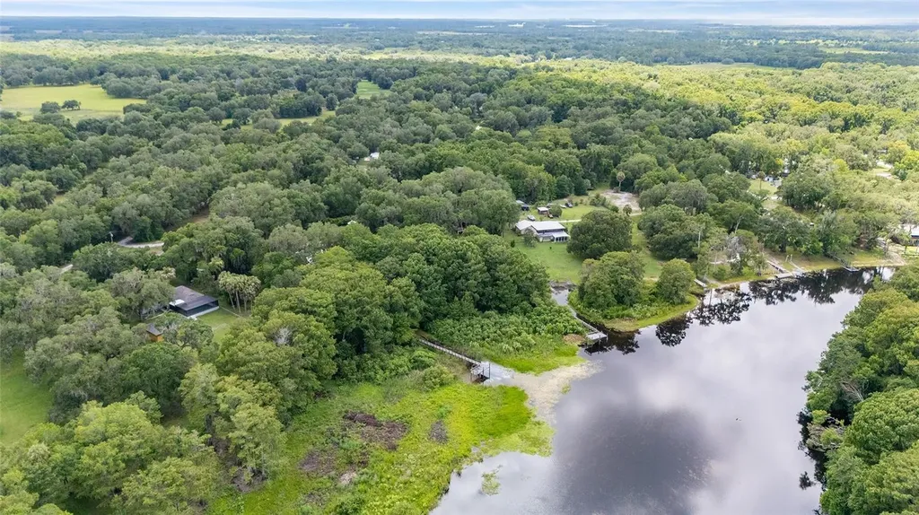 2299 N Bayou Point Inverness FL 34453