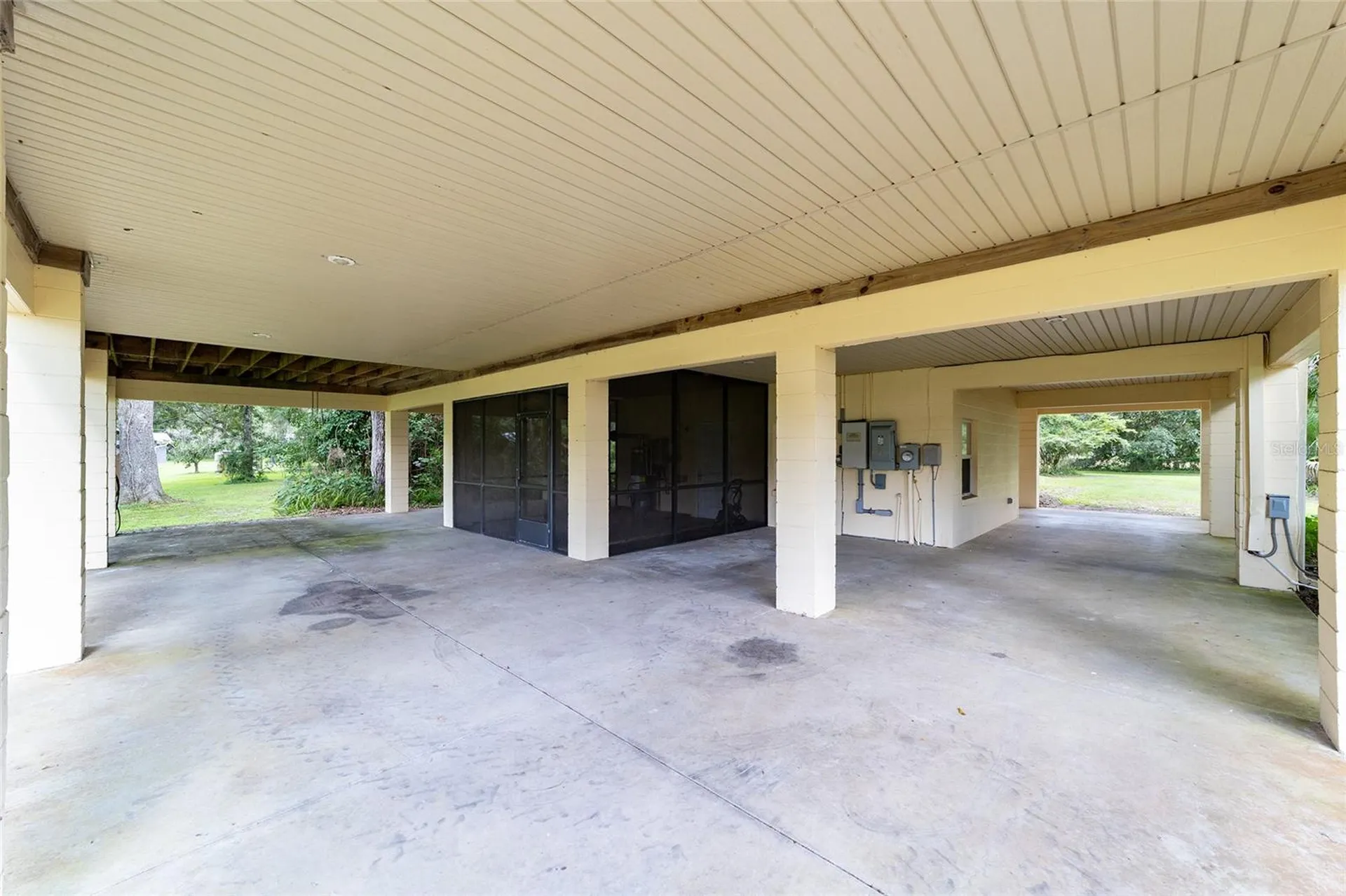 2299 N Bayou Point Inverness FL 34453