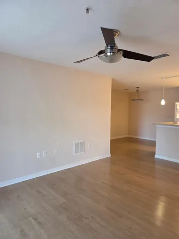 5824 Lake Pointe Village Circle Orlando FL 32822