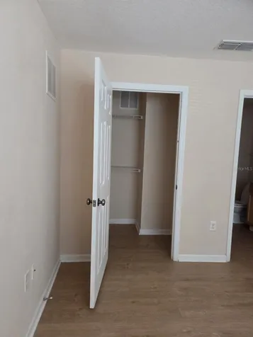 5824 Lake Pointe Village Circle Orlando FL 32822