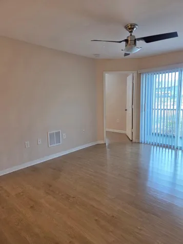 5824 Lake Pointe Village Circle Orlando FL 32822