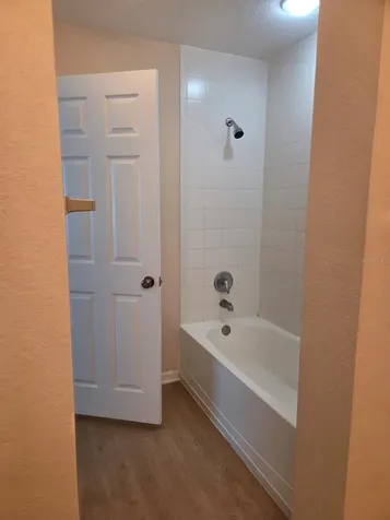5824 Lake Pointe Village Circle Orlando FL 32822