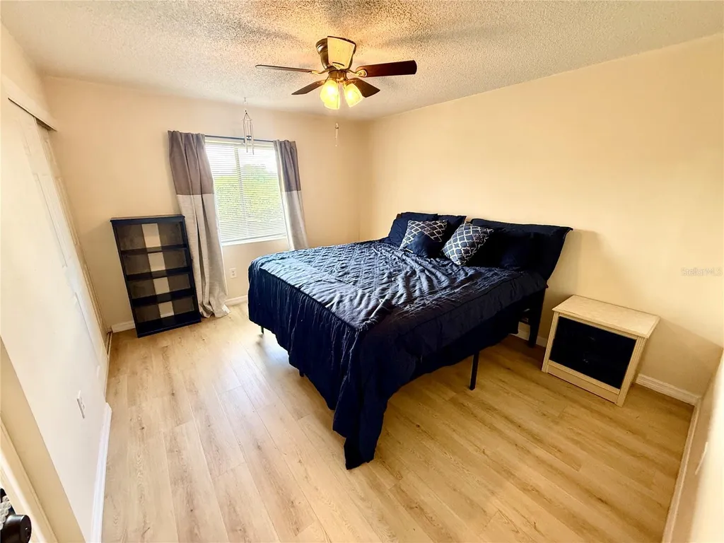 2612 Hidden Lake Drive N Sarasota FL 34237