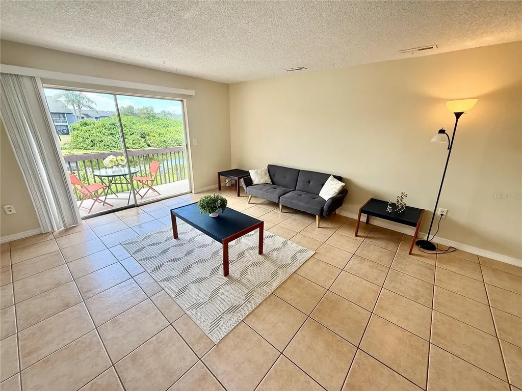 2612 Hidden Lake Drive N Sarasota FL 34237