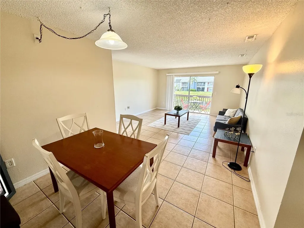 2612 Hidden Lake Drive N Sarasota FL 34237