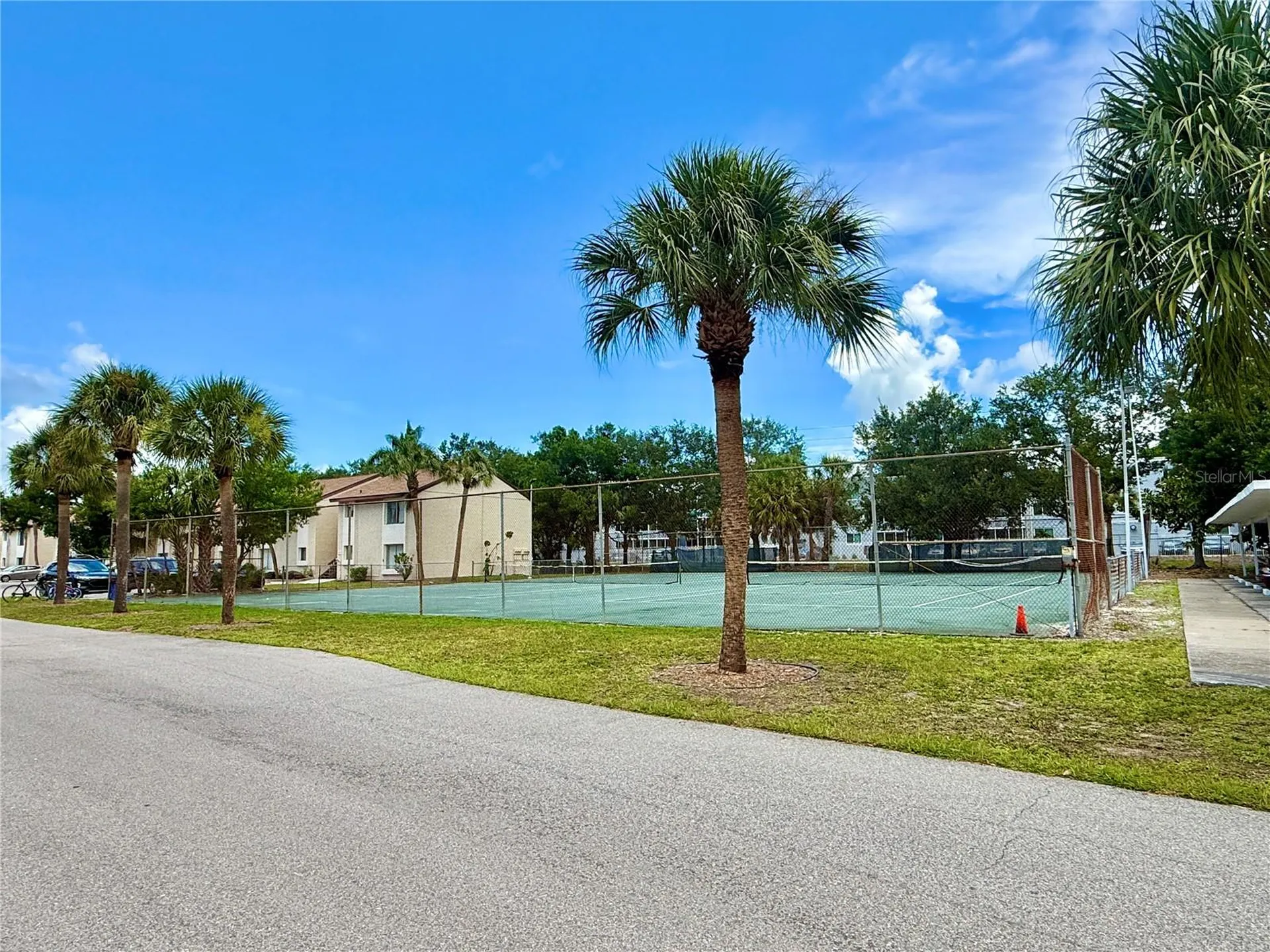 2612 Hidden Lake Drive N Sarasota FL 34237