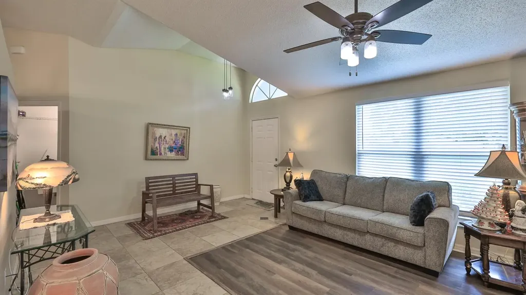 2773 Date Palm Drive Edgewater FL 32141