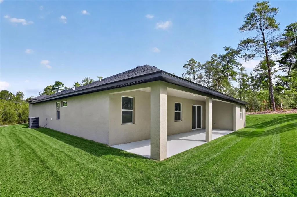 4 Lone Pine Street Homosassa FL 34446