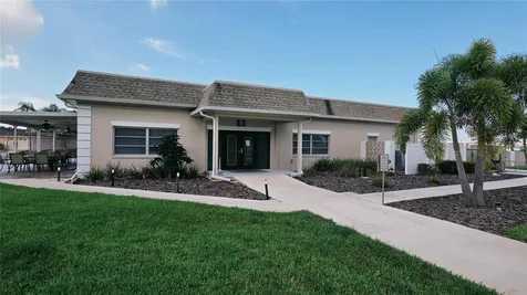 338 Boca Ciega Point Boulevard N St Petersburg FL 33708