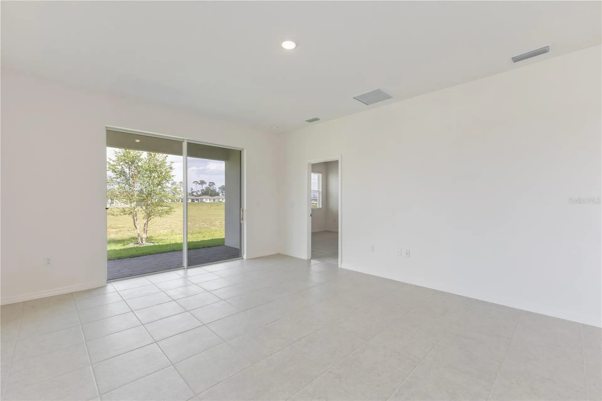 9128 Wildlight Trail Wildwood FL 34785