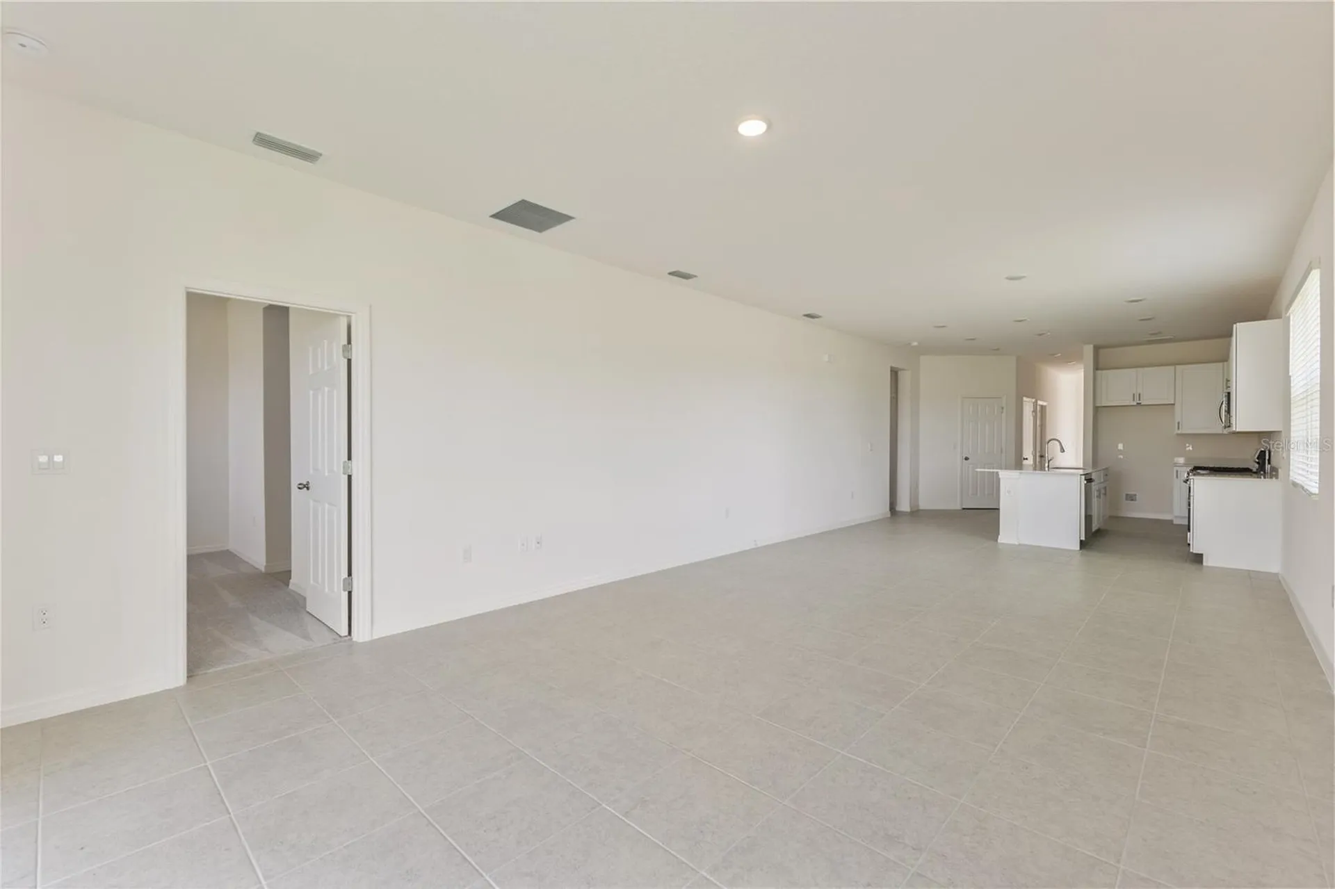 9128 Wildlight Trail Wildwood FL 34785