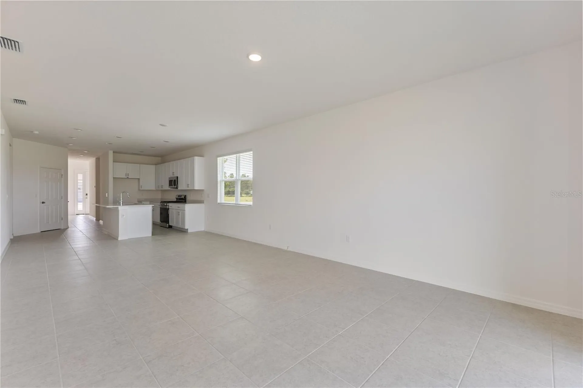 9128 Wildlight Trail Wildwood FL 34785