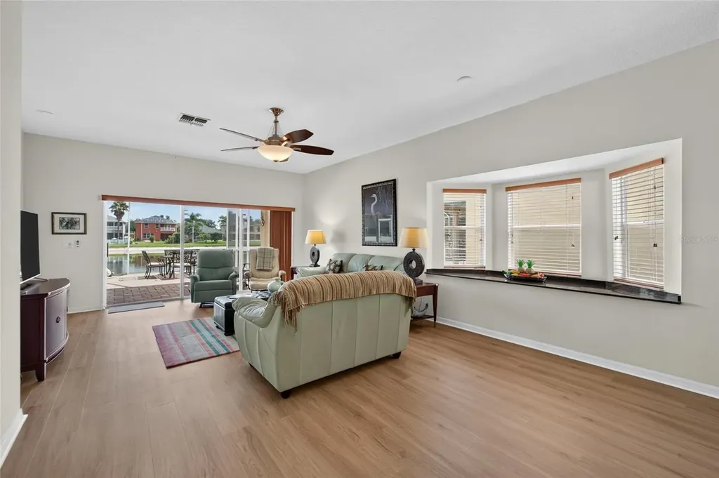 9473 Leatherwood Avenue Tampa FL 33647