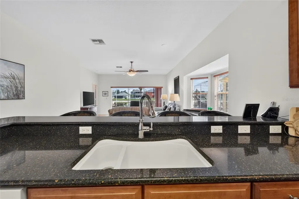 9473 Leatherwood Avenue Tampa FL 33647
