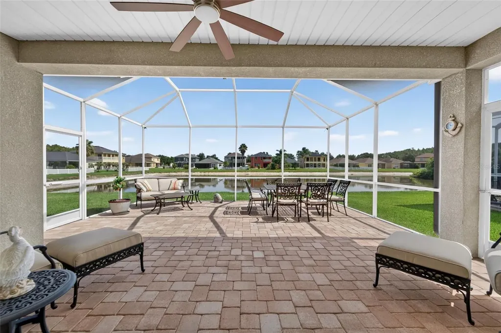 9473 Leatherwood Avenue Tampa FL 33647