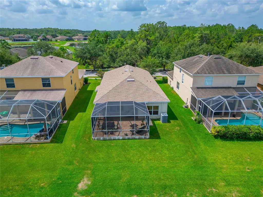 9473 Leatherwood Avenue Tampa FL 33647