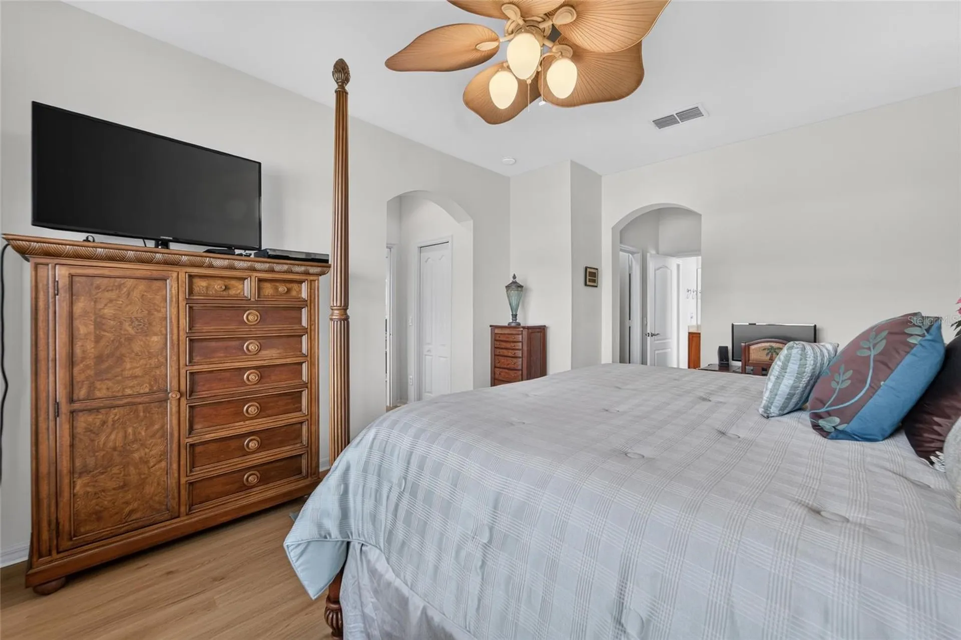 9473 Leatherwood Avenue Tampa FL 33647