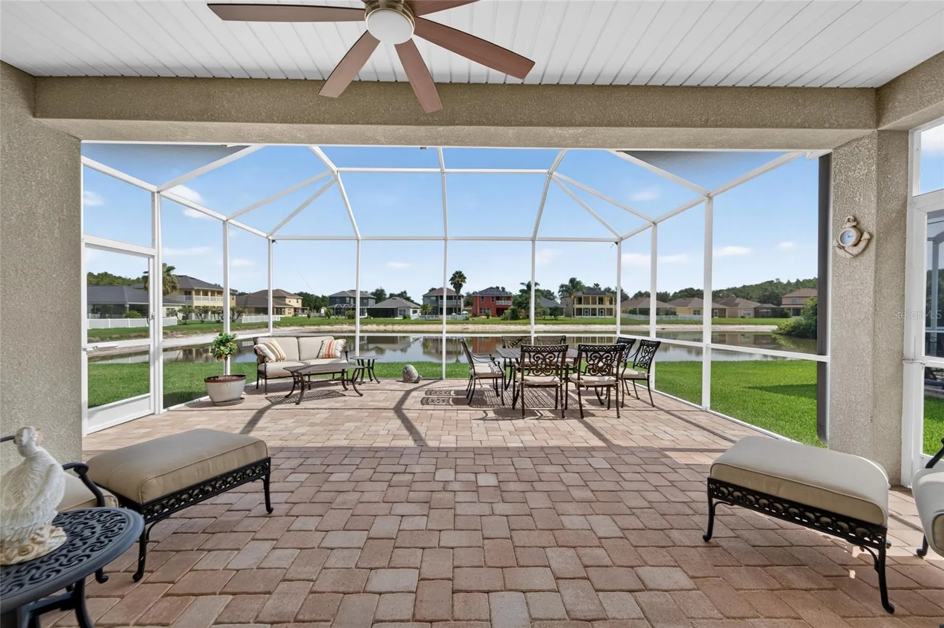 9473 Leatherwood Avenue Tampa FL 33647