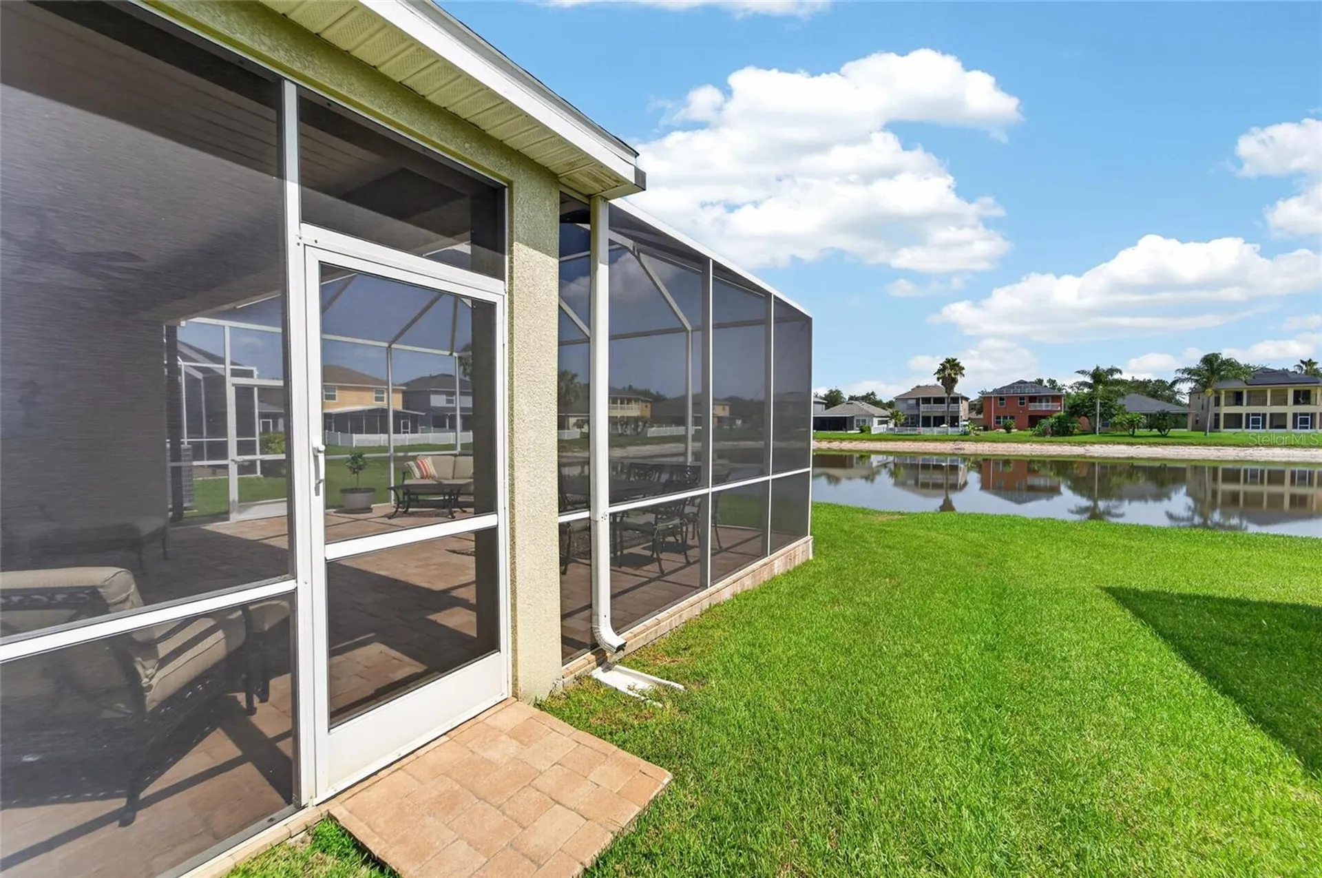 9473 Leatherwood Avenue Tampa FL 33647