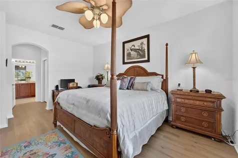 9473 Leatherwood Avenue Tampa FL 33647