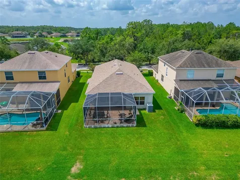 9473 Leatherwood Avenue Tampa FL 33647