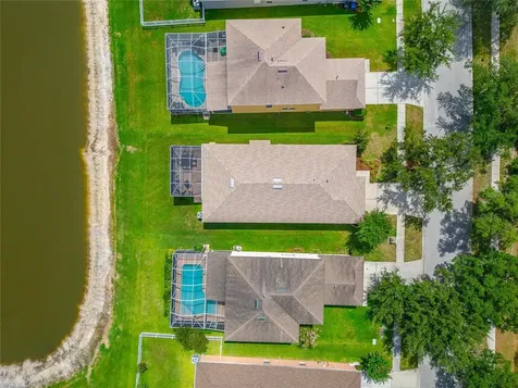 9473 Leatherwood Avenue Tampa FL 33647
