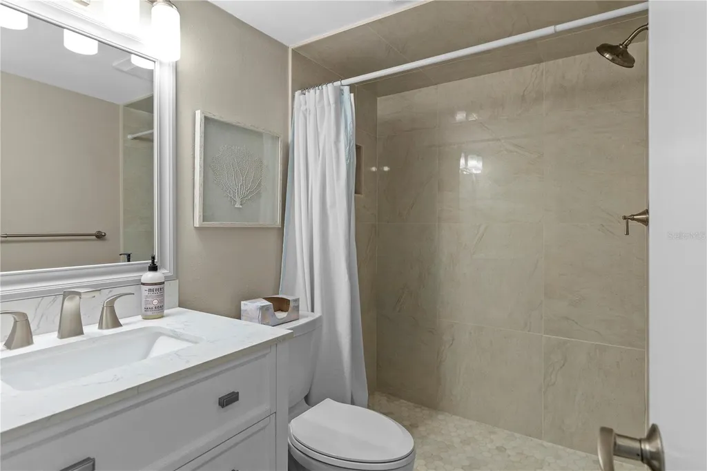 6104 Palma Del Mar Boulevard S St Petersburg FL 33715