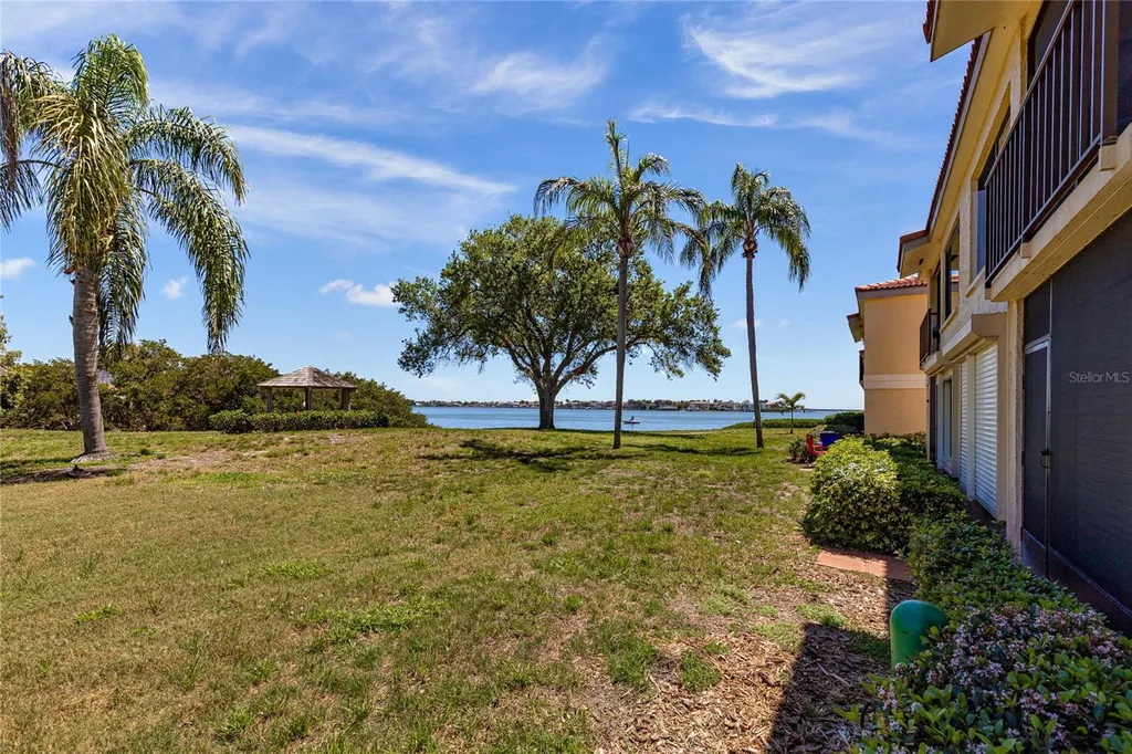 6104 Palma Del Mar Boulevard S St Petersburg FL 33715