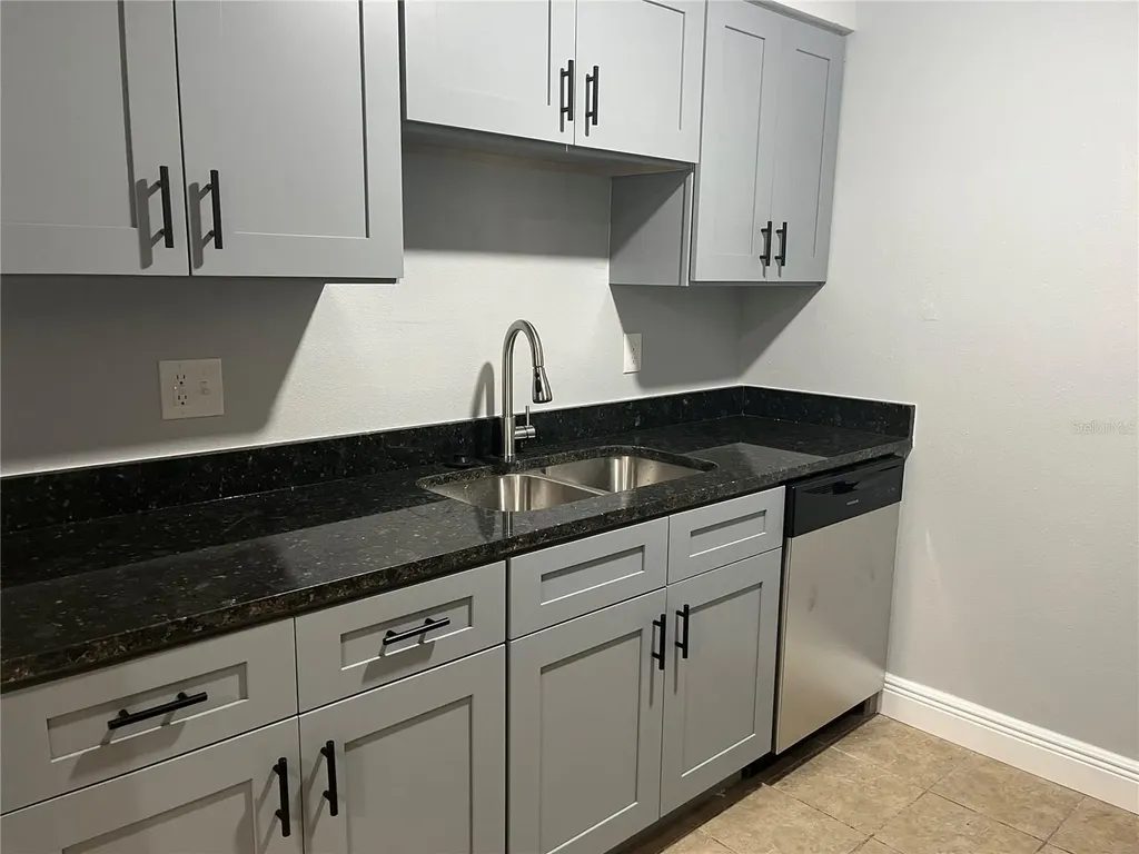 9105 Tudor Drive Tampa FL 33615