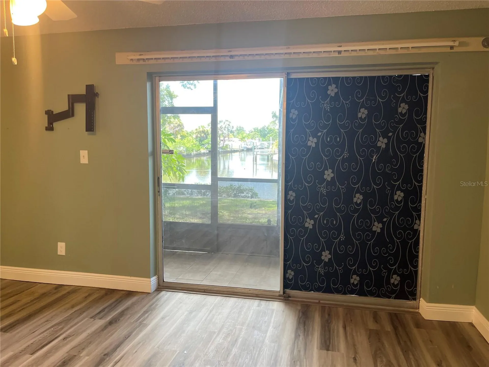 9105 Tudor Drive Tampa FL 33615