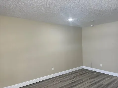 9105 Tudor Drive Tampa FL 33615