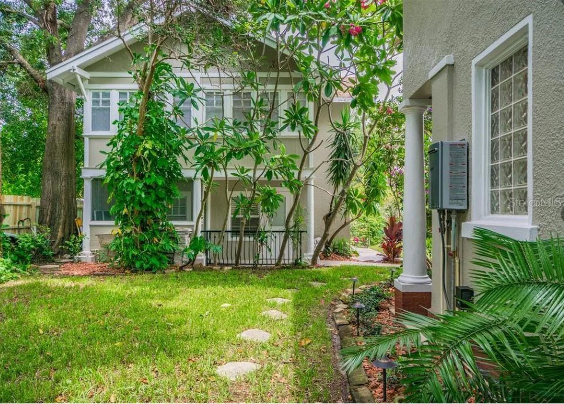 209 13th Avenue N St Petersburg FL 33701
