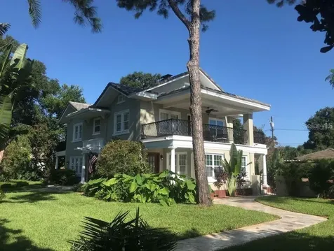 209 13th Avenue N St Petersburg FL 33701