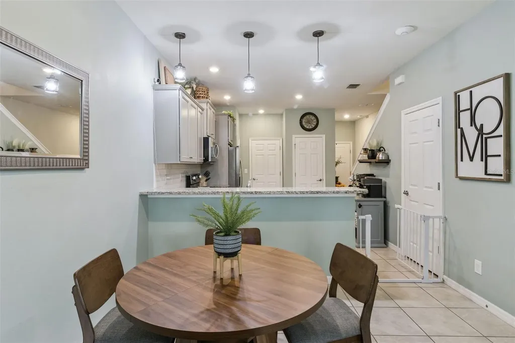5329 Sylvester Loop Tampa FL 33610