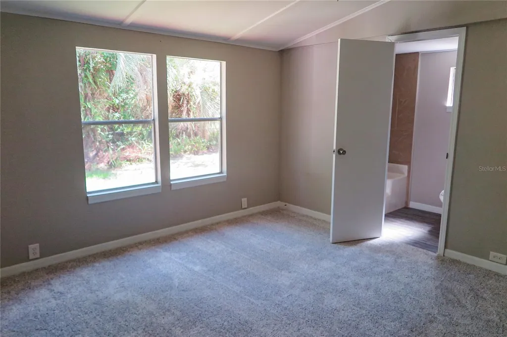 108 Pineshore Drive Satsuma FL 32189